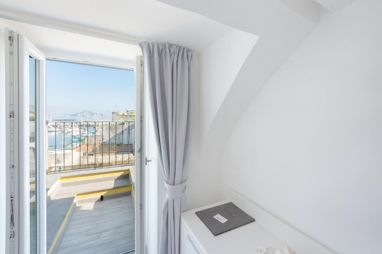 Vento Di Mare Bed & Breakfast Procida Exterior foto